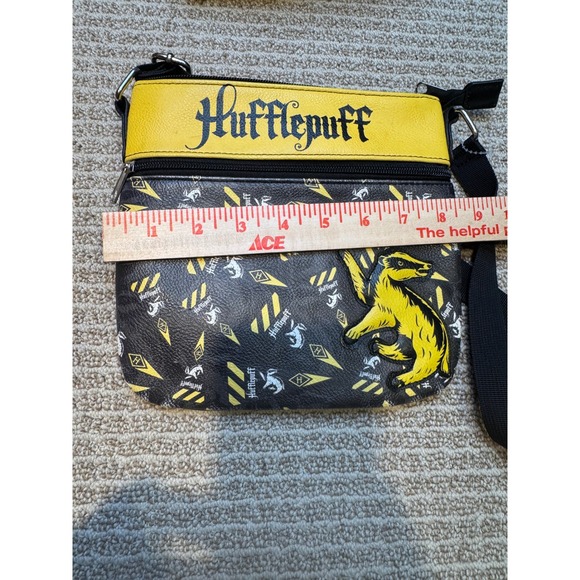 Harry Potter Danielle Nicole Hufflepuff Mini Backpack and Crossbody Bag Bundle - Picture 12 of 12